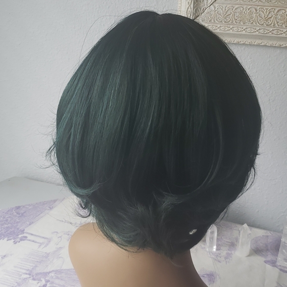 Vivica A fox Green wig Bob - Picture 3 of 4